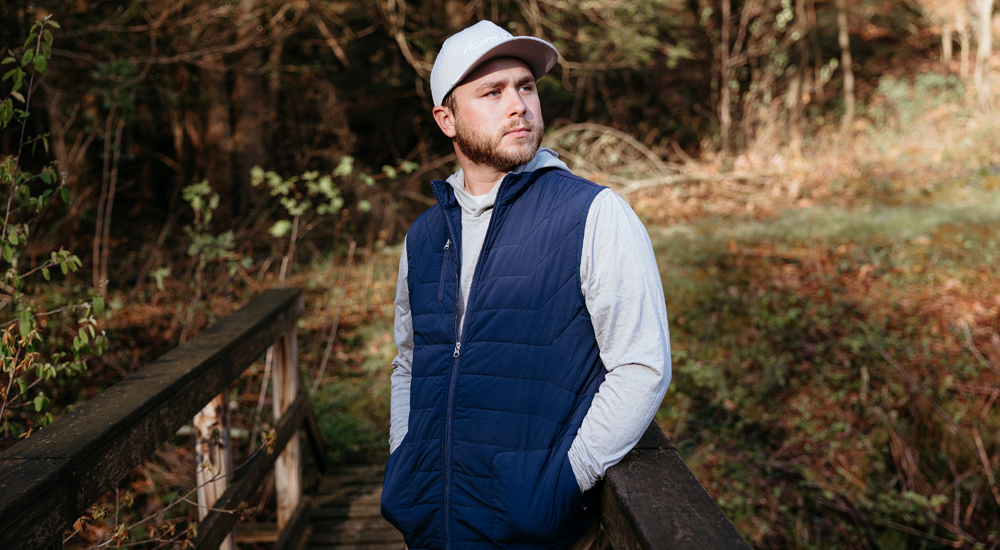 Acorn Hills Clothing: Leading the Charge Against Plastic Pollution in Fashion